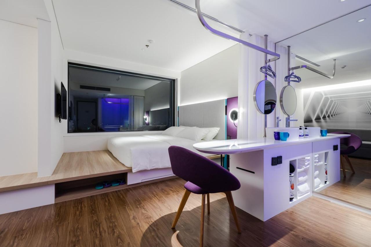 Tru By Hilton Nam Dinh City Centre Exterior photo